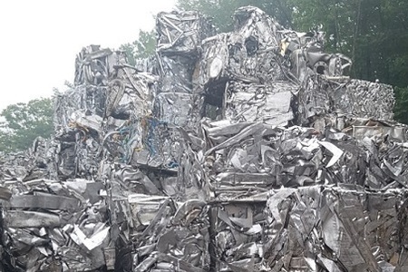 STAINLESS SCRAP